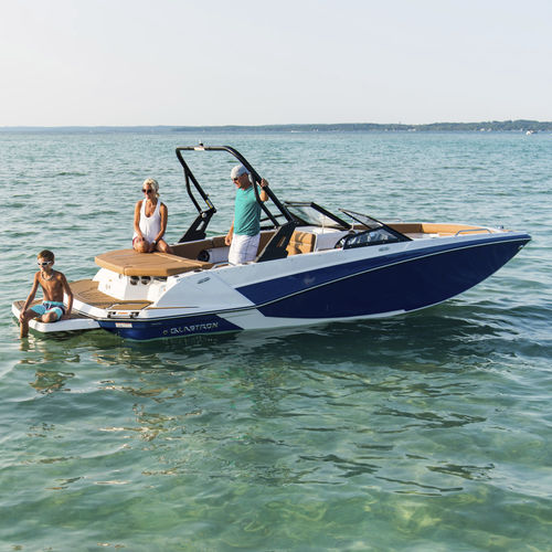 Deck-boat intraborda - GTD 205 - Glastron - con doble consola / de wakeboard / de esquí acuático