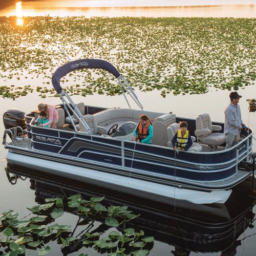 Barco pontón fueraborda - 220F - Ranger Boats - open / con consola lateral / de pesca deportiva