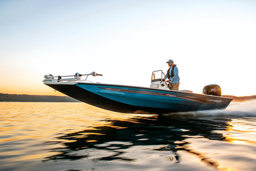 Bass boat fueraborda - RB200 - Ranger Boats - open / con consola central / de pesca deportiva