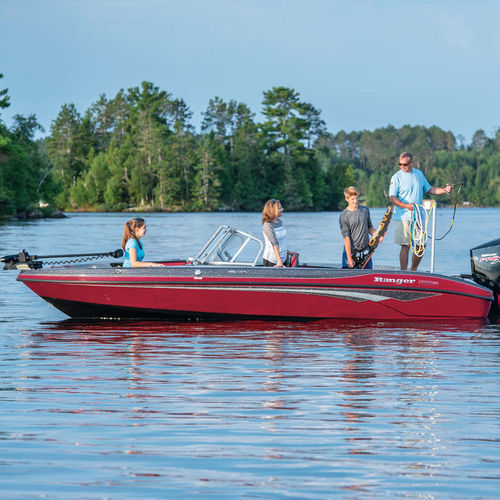 Bass boat fueraborda - 2050MS - Ranger Boats - open / con doble consola / de pesca deportiva