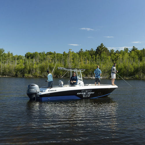 Barco open fueraborda - 202 FISHERMAN  - Wellcraft - con consola central / rápido / de pesca deportiva