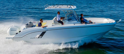 Cabin-cruiser fueraborda - Flyer 9 SPACEdeck - Bénéteau Motorboats - bimotor / open / con consola central