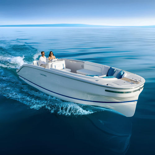 Barco open intraborda - SQ240i - Aschenez Srl - eléctrico / con consola central / de fibra de vidrio