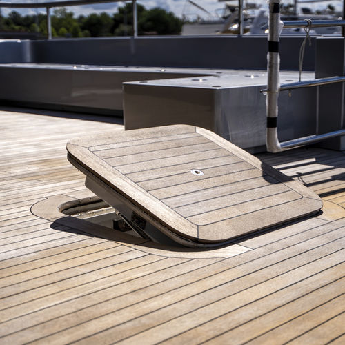 Escotilla para yate - IACOMELLI SRL - para buque / cuadrada / rectangular