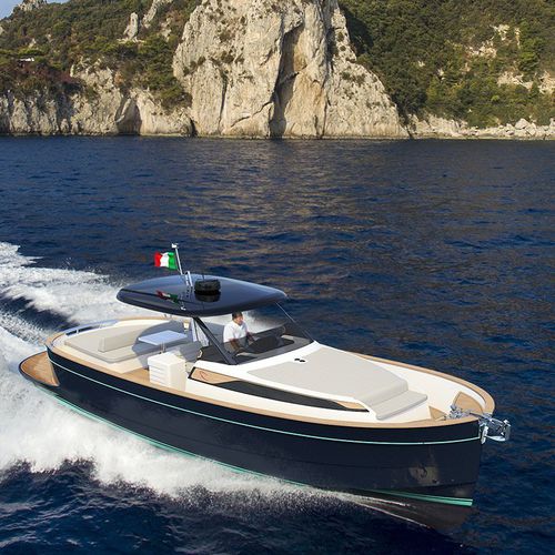 Barco cabinado intraborda - 35 - APREAMARE - fueraborda / bimotor / open