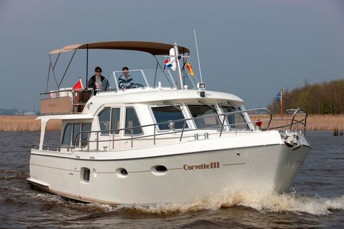 Barco cabinado intraborda - EV 1400 II - Aquanaut - con fly / fluvial / con 4 literas