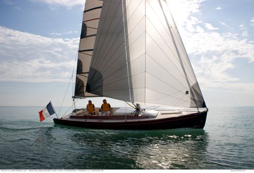 Velero daysailer - TOFINOU 8 - Tofinou - con 4 literas / con quilla pivotante / con bauprés