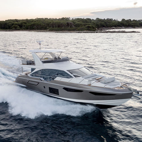 Yate a motor de crucero - 60 - Azimut - con fly / con hard-top / con 3 camarotes