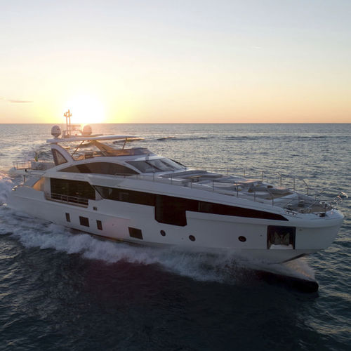 Superyate de crucero - GRANDE 32M - Azimut - con fly / con 5 camarotes / con 10 literas