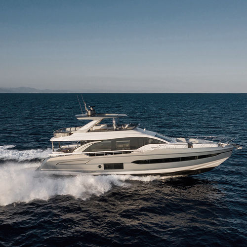 Yate a motor de crucero - 78 - Azimut - con fly / IPS / con 4 camarotes