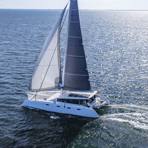 Yate de vela catamarán - R5 - Ocean Renegade - de crucero / con popa abierta / con bauprés