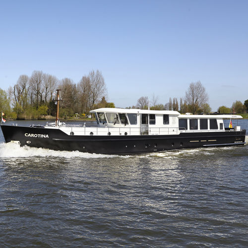 Superyate para navegación fluvial - Altena Yachting - con caseta de timón