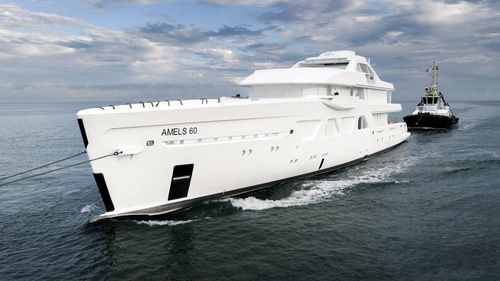 Megayate de crucero - 6010 - Amels - raised pilothouse / con piscina / a medida