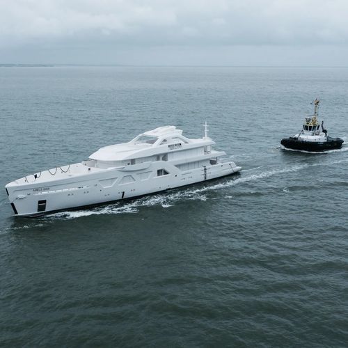 Megayate de crucero - 6008 - Amels - raised pilothouse / con piscina