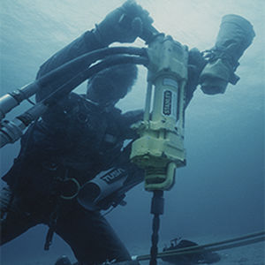 Perforadora subacuática neumática - HD45 - STANLEY Infrastructure