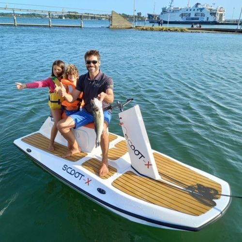 Moto de agua eléctrica - Scoot-X - WATT & BOAT - sedente / para tres personas / 10 - 20 cv