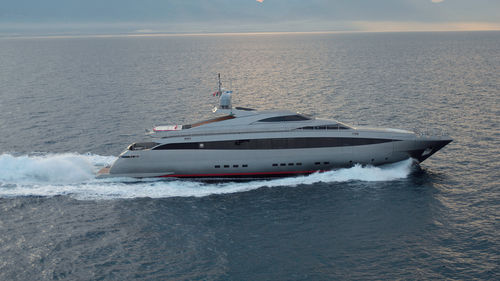 Megayate de crucero - NINA J - Baglietto spa - raised pilothouse