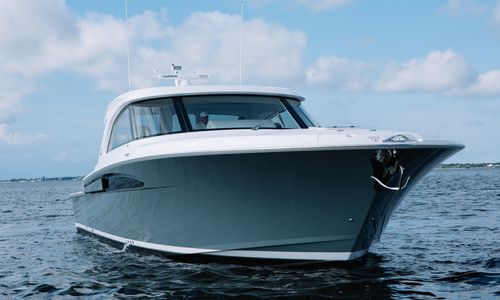 Yate a motor de crucero - 50S - Bertram - offshore / con fly / con hard-top