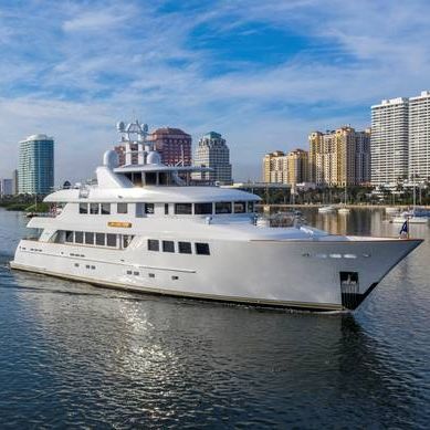 Superyate de crucero - LADY GAYLE MARIE - Burger Boat Company - raised pilothouse / con 5 camarotes / de desplazamiento