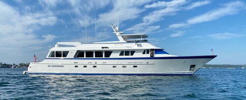Superyate de pesca deportiva - LAD - Burger Boat Company - de crucero / con fly / con 4 camarotes