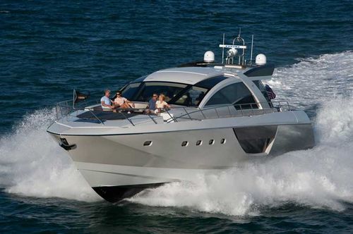 Yate a motor de deporte - Alpha 76 Express - Cheoy Lee - de crucero / con hard-top / con 3 camarotes