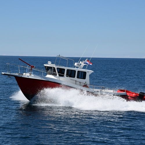Barco profesional barco de bomberos - Furibond 11.80 - Marservis - intraborda / con casco rígido