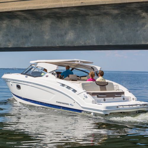 Runabout intraborda - 317 SSX - Chaparral - con doble consola / bow-rider / open