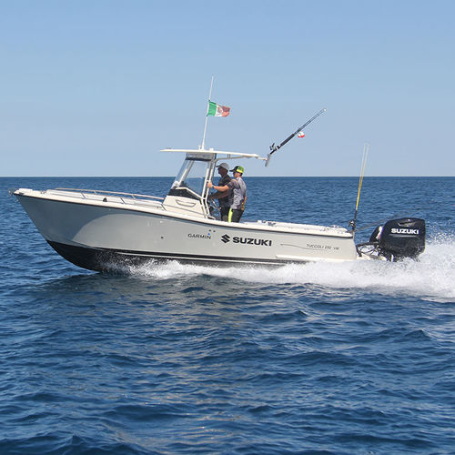 Barco open fueraborda - T250 VM - Tuccoli - Technology Boats - bimotor / casco de planeo / con consola central