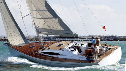 Yate de vela de regata y crucero - COMET 52 RS - Comar Yachts - con 3 camarotes / con 5 camarotes / con 6 literas