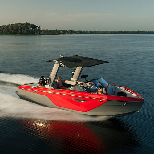 Runabout de wakeboard - S23 - Nautique Boat Company - intraborda / con doble consola / bow-rider