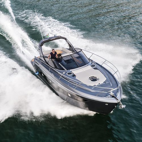 Barco cabinado intraborda - Z35 - Cranchi - bimotor / open / con doble consola