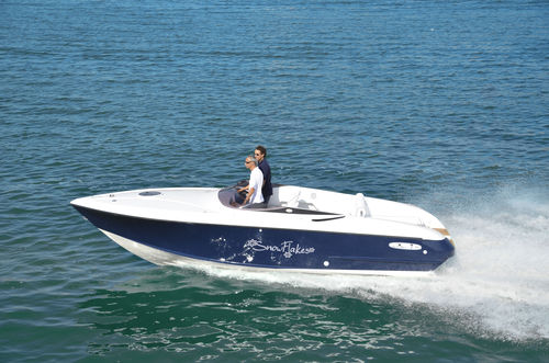 Cabin-cruiser intraborda - DC7 ELITE - Dellapasqua DC - open / con doble consola / de deporte