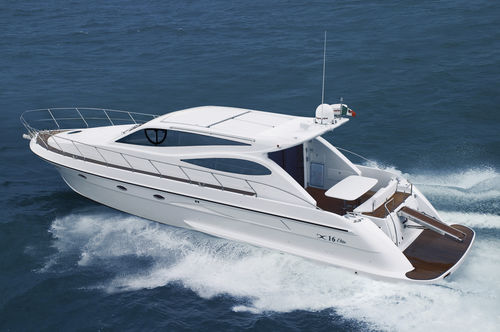 Yate a motor de gran velocidad - DC16 Elite - Dellapasqua DC - con hard-top / con 6 camarotes / con 8 literas