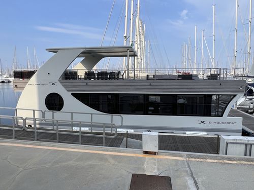 Barco casa catamarán - Houseboat - Dellapasqua DC - intraborda / fueraborda / eléctrico