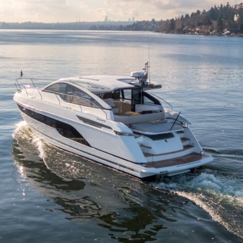 Barco cabinado intraborda - TARGA 45 GT - Fairline - diésel / bimotor / con hard-top