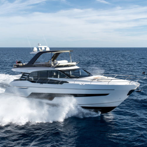 Yate a motor de crucero - Squadron 68 - Fairline - con fly / línea de eje / con 3 camarotes
