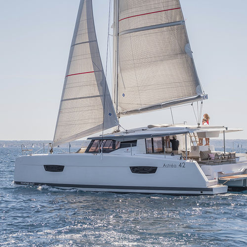 Catamarán - Astréa 42 - Fountaine Pajot Catamarans - de crucero / con 3 camarotes / con 2 camarotes
