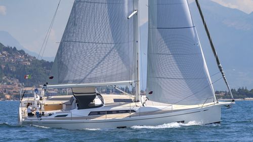 Velero de crucero - GS 42 Long Cruise - Grand Soleil Yachts - con 2 camarotes / con 3 camarotes / con 6 literas