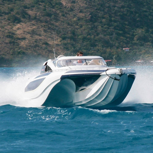 Barco cabinado fueraborda - BLADERUNNER 35 - ICE MARINE - bimotor / open / con doble consola