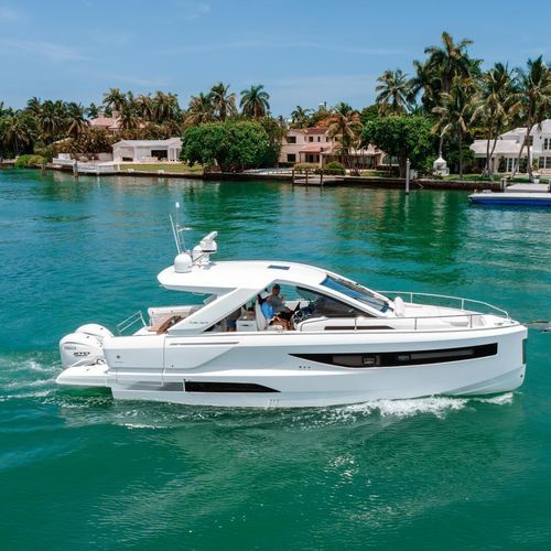 Barco cabinado fueraborda - DB/37 OB - Jeanneau - Motorboats - bimotor / con hard-top / de crucero