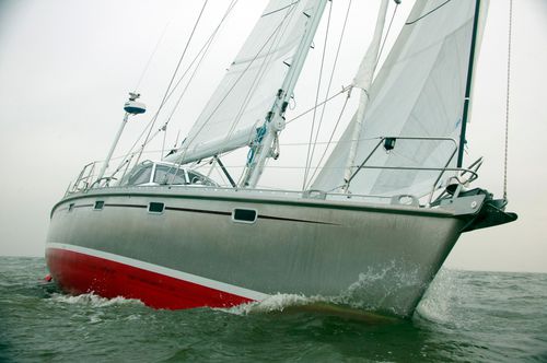 Velero de crucero - Stadtship 47 MOHEA - KM Yachtbuilders - de aluminio / con doble rueda de timón / a medida