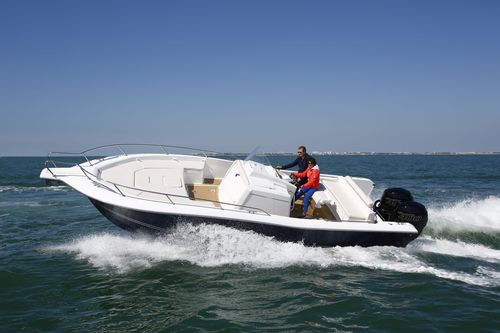 Barco open fueraborda - 300 CC Origin - White-shark - bimotor / con consola central / 7 personas máx.