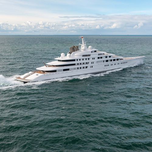 Megayate de crucero - AZZAM - Lurssen Yachts - raised pilothouse / con helipuerto