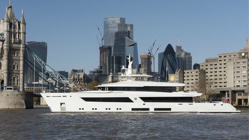 Megayate de crucero - MOON SAND - Lurssen Yachts - clásico / raised pilothouse