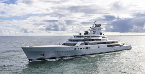 Megayate de crucero - Dragonfly - Lurssen Yachts - raised pilothouse / eléctrico / POD