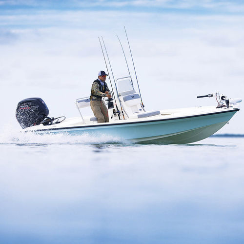 Bay boat fueraborda - 18 LTS - Mako Marine - con consola central / open / de pesca deportiva