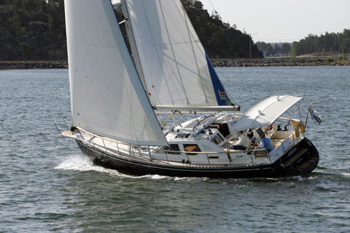 Velero de crucero - 385 - Nauticat - con 2 camarotes / con deck saloon
