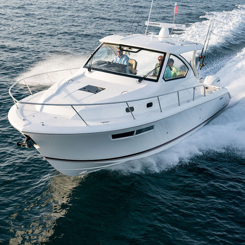 Barco cabinado fueraborda - OS 355  - Pursuit Boats - trimotor / con hard-top / de buceo