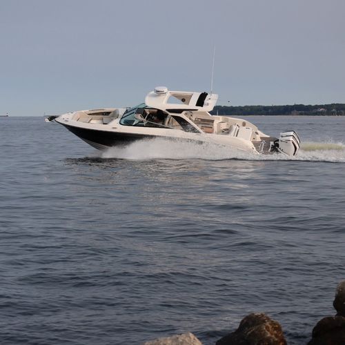 Runabout fueraborda - SLX 350 OB - Sea Ray - bimotor / con doble consola / bow-rider