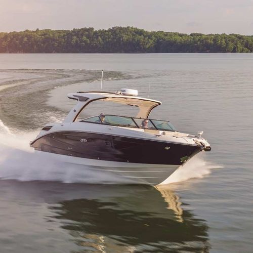 Runabout stern-drive - SLX 350 - Sea Ray - bimotor / con doble consola / bow-rider